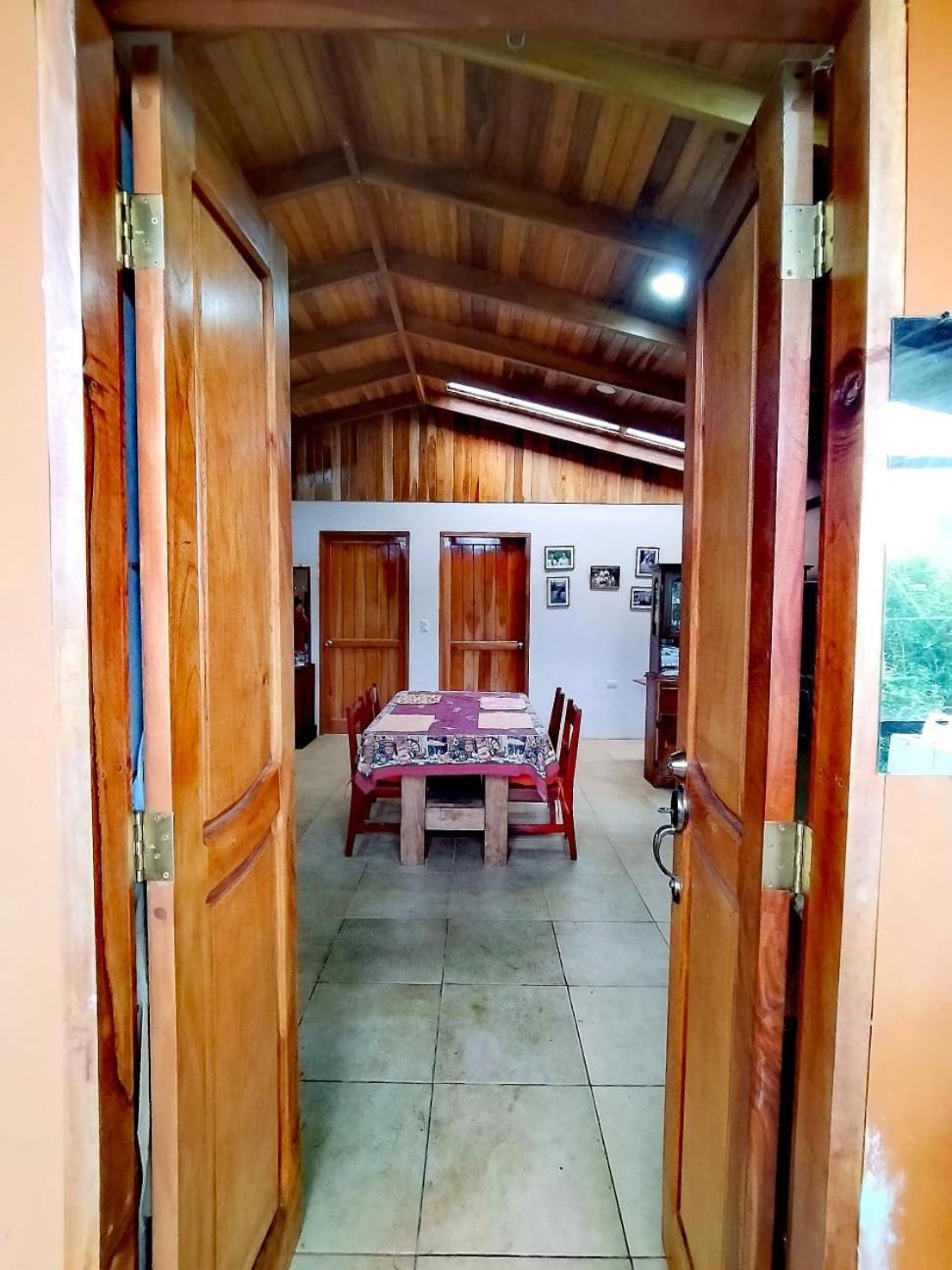 モンテベルデ Casa De Montana Tica Lindaヴィラ エクステリア 写真