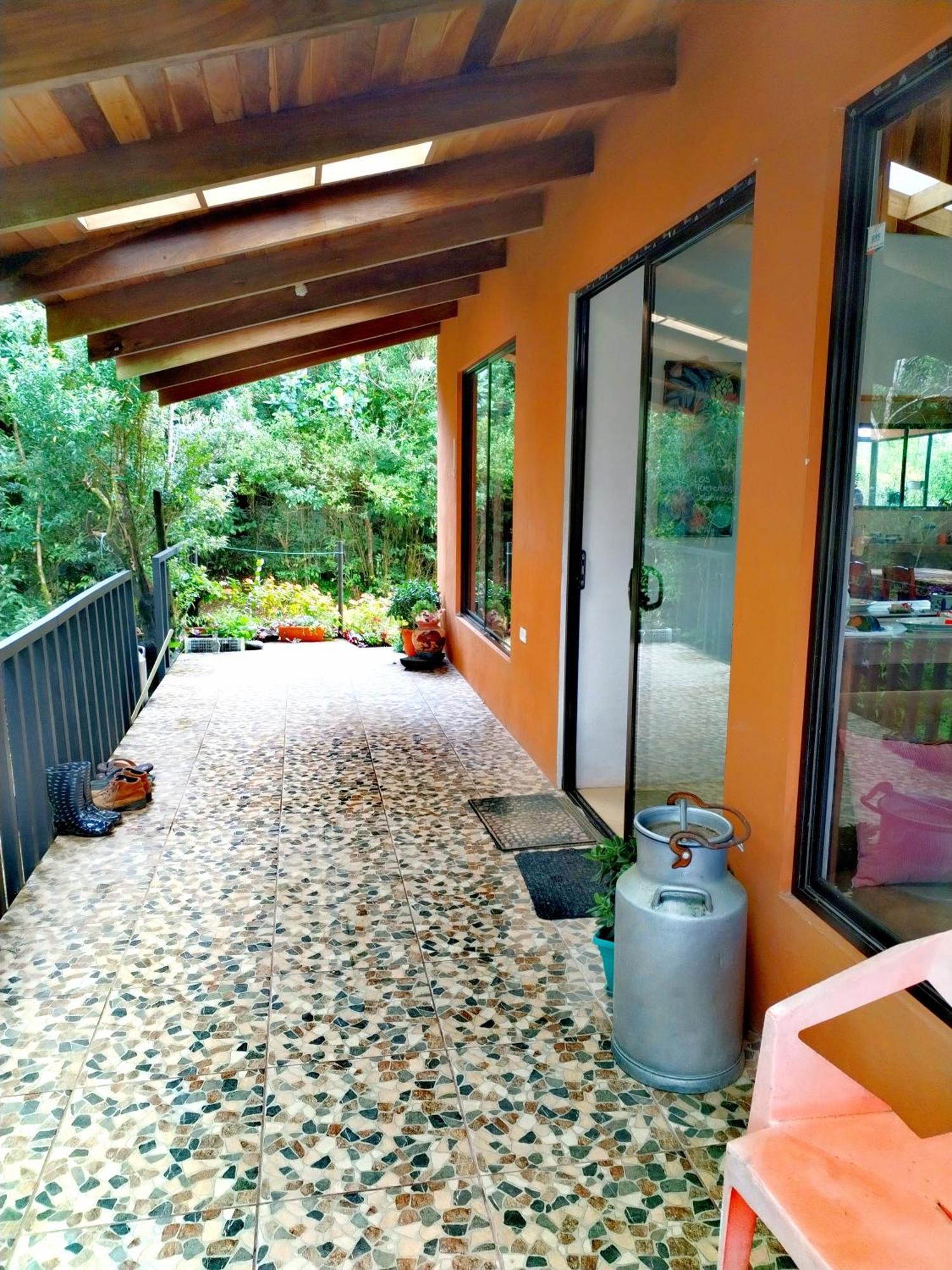 モンテベルデ Casa De Montana Tica Lindaヴィラ エクステリア 写真