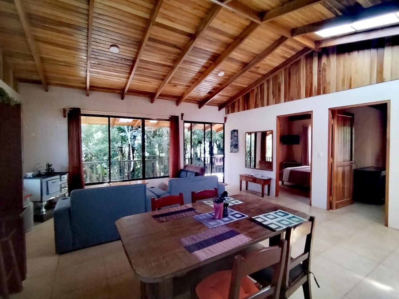 モンテベルデ Casa De Montana Tica Lindaヴィラ エクステリア 写真